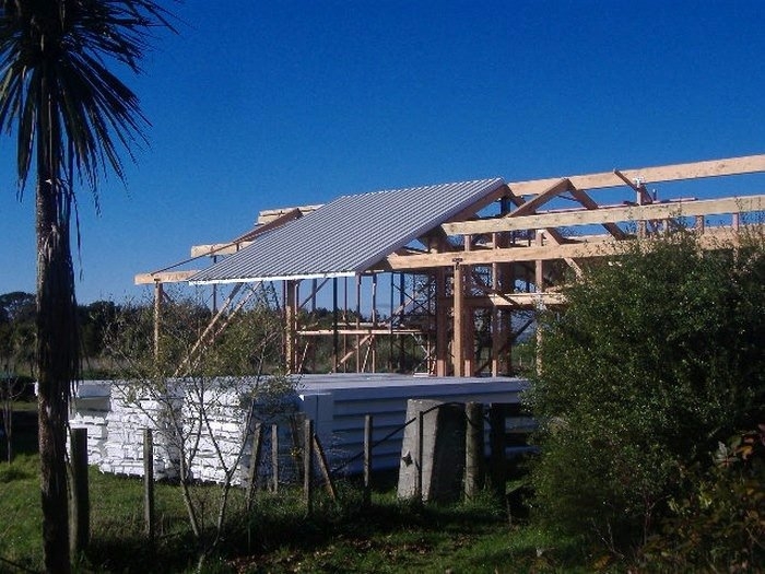 Evini samandan yaptı 24