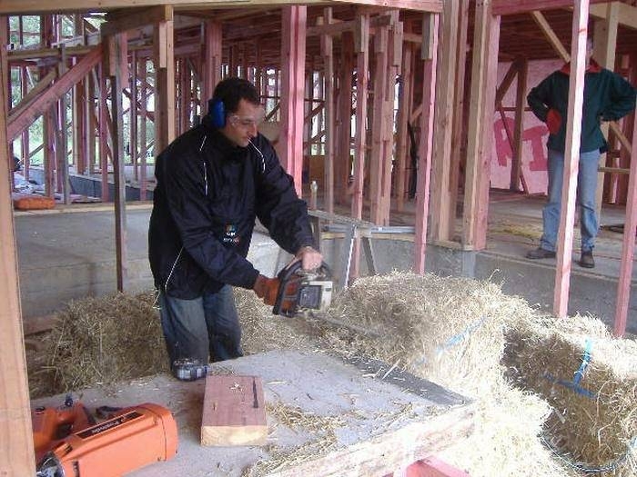 Evini samandan yaptı 28