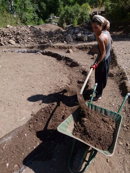 Evini samandan yaptı 51