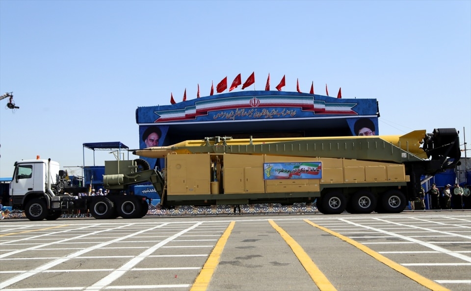 İran'dan dünyaya gövde gösterisi 1