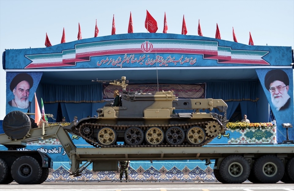 İran'dan dünyaya gövde gösterisi 16