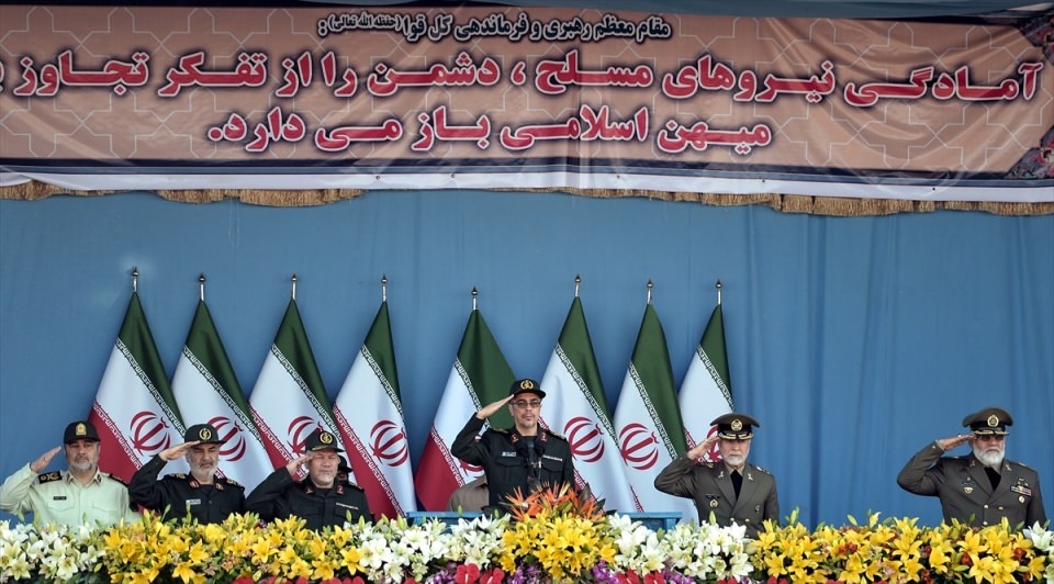 İran'dan dünyaya gövde gösterisi 24