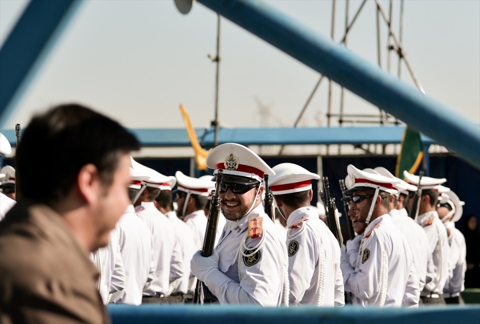 İran'dan dünyaya gövde gösterisi 29