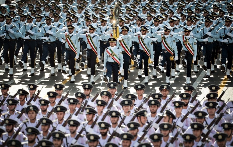 İran'dan dünyaya gövde gösterisi 37