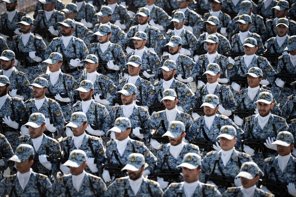 İran'dan dünyaya gövde gösterisi 41