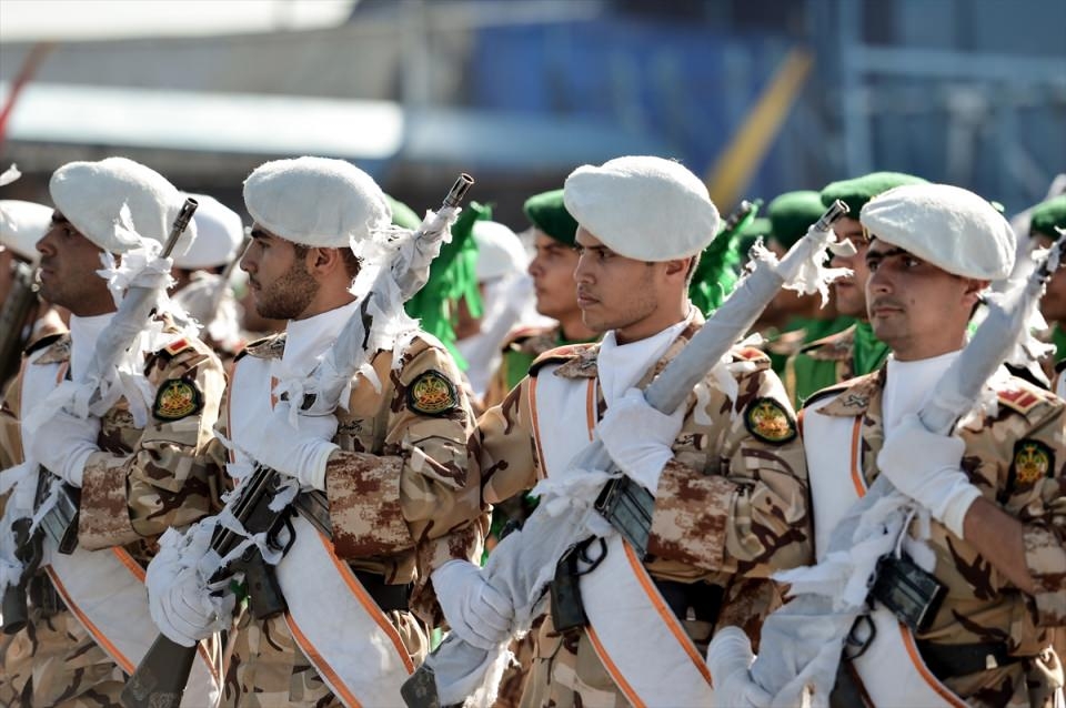 İran'dan dünyaya gövde gösterisi 46