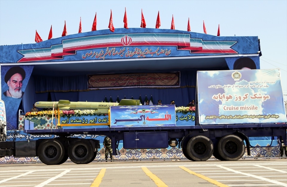 İran'dan dünyaya gövde gösterisi 7