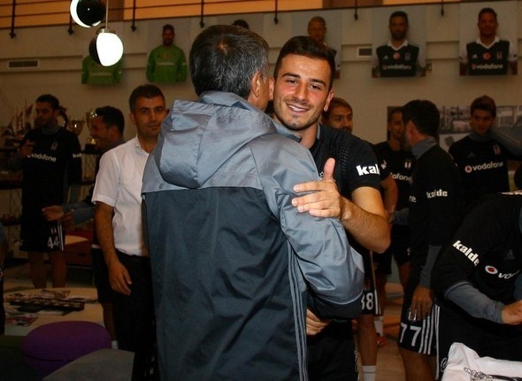 G.Saray maçı öncesi Beşiktaş'a büyük sürpriz! 10