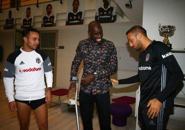 G.Saray maçı öncesi Beşiktaş'a büyük sürpriz! 2