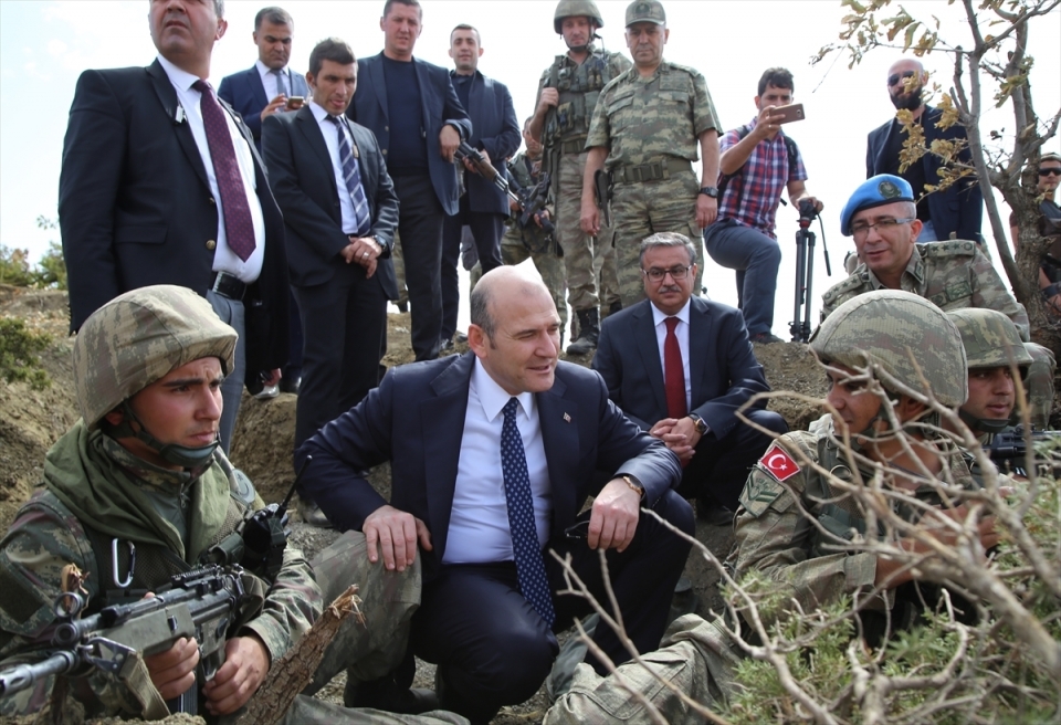 İçişleri Bakanı Soylu, o bölgeyi inceledi 7