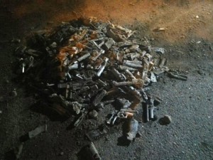 İstanbul'da boş arazide çok sayıda tabanca bulundu