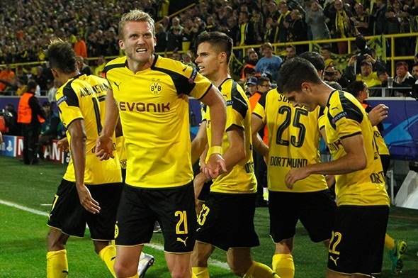 Ronaldo ve Emre Mor sosyal medyayı salladı! 11