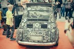 Hurdadan yapılan otomobil efsaneleri göz kamaştırıyor 28