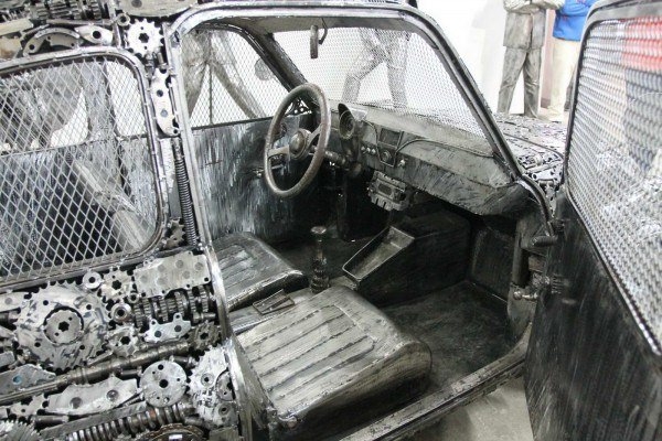 Hurdadan yapılan otomobil efsaneleri göz kamaştırıyor 44