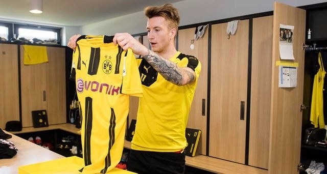 Galatasaray mor formasını tanıttı 21