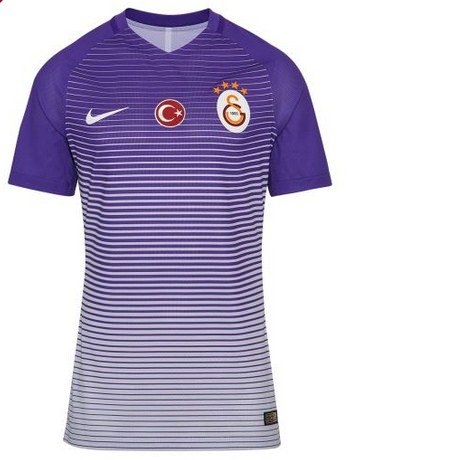 Galatasaray mor formasını tanıttı 3
