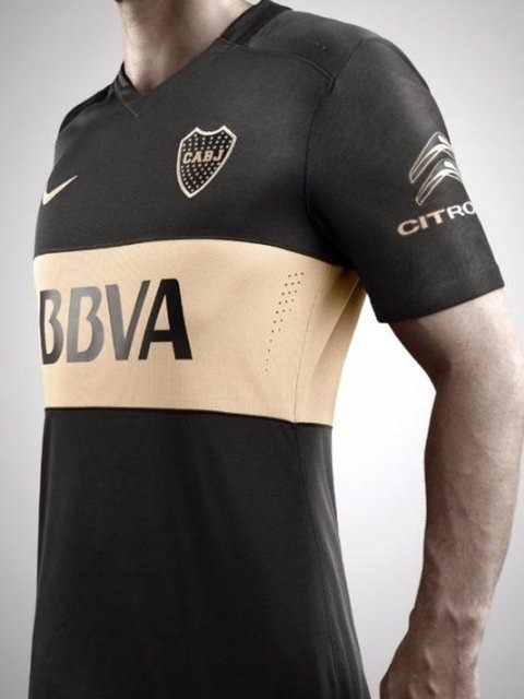 Galatasaray mor formasını tanıttı 31