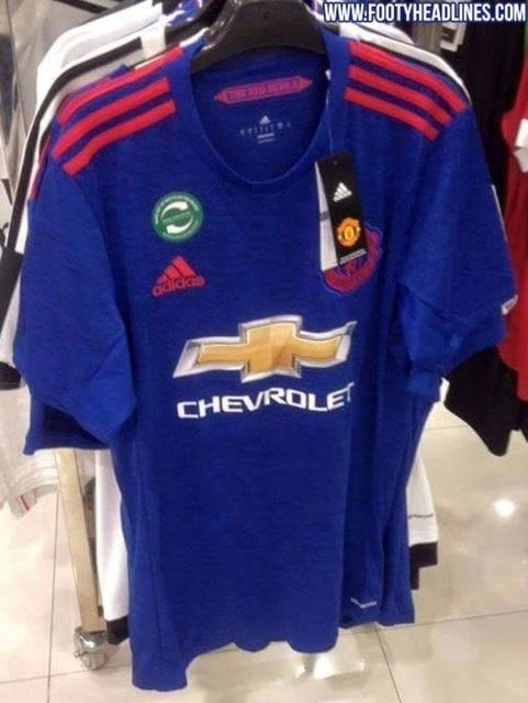 Galatasaray mor formasını tanıttı 62