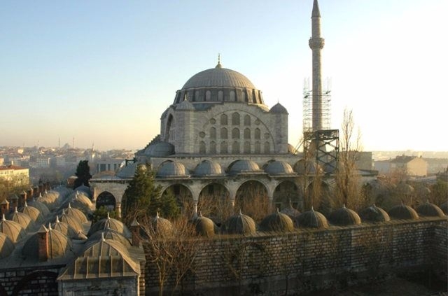 İşte tuvaleti ücretsiz olan selatin camileri 12