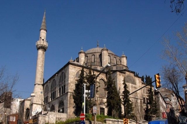 İşte tuvaleti ücretsiz olan selatin camileri 15