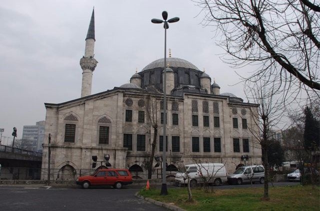 İşte tuvaleti ücretsiz olan selatin camileri 16