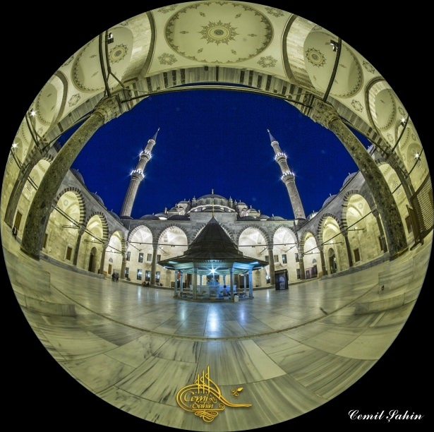 İşte tuvaleti ücretsiz olan selatin camileri 39