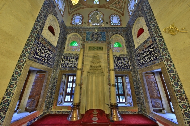 İşte tuvaleti ücretsiz olan selatin camileri 52