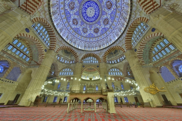 İşte tuvaleti ücretsiz olan selatin camileri 86