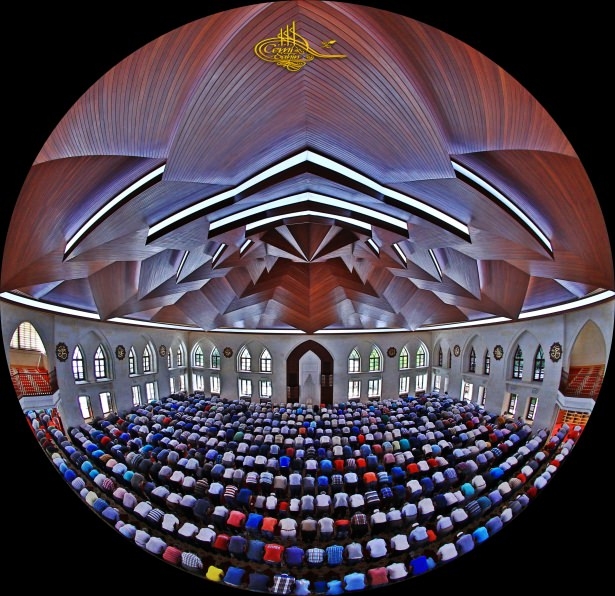 İşte tuvaleti ücretsiz olan selatin camileri 90