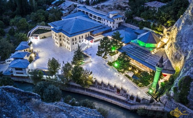 İşte tuvaleti ücretsiz olan selatin camileri 92