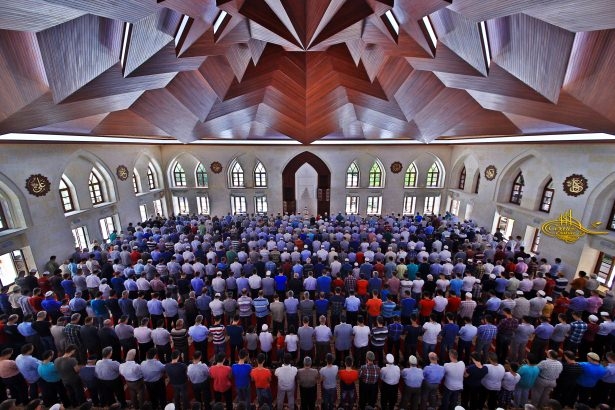 İşte tuvaleti ücretsiz olan selatin camileri 93