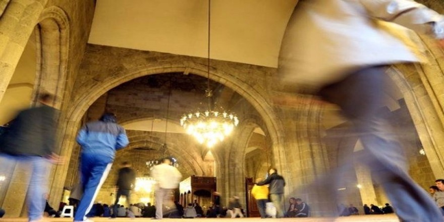 İşte tuvaleti ücretsiz olan selatin camileri