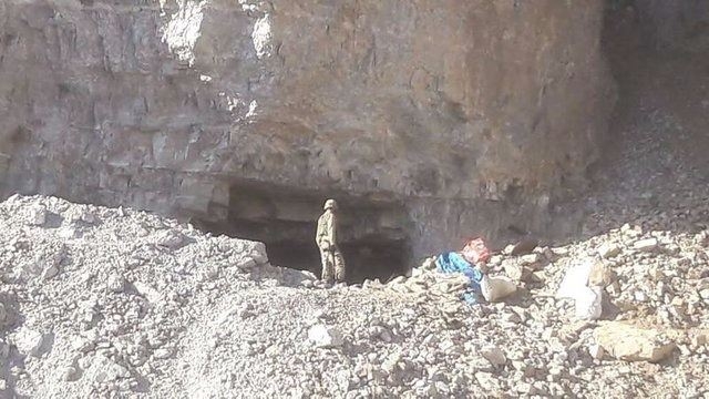 Mağara içerisinde cephanelik bulundu 1