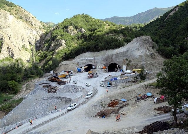 Ovit Tüneli'nde ışık göründü 10