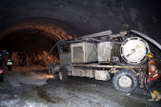 Ovit Tüneli'nde ışık göründü 27
