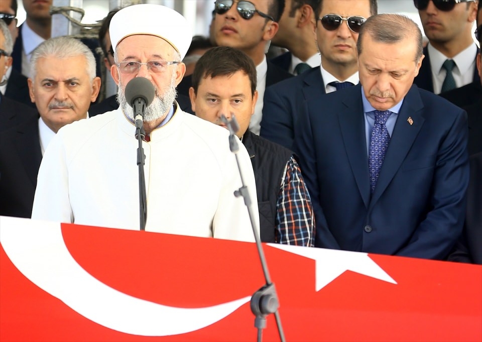 Kemal Unakıtan son yolculuğuna uğrlanıyor 5