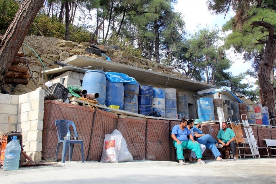 Türkmendağı'nın 'Yer altı hastanesi' 18