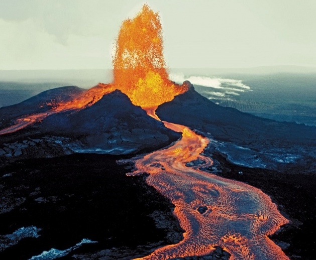 Volkanik patlamaları böyle görüntülediler 1