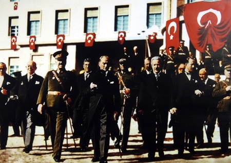Arşivlerden çıkan Atatürk fotoğrafları... 143