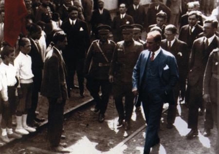 Arşivlerden çıkan Atatürk fotoğrafları... 172