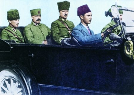 Arşivlerden çıkan Atatürk fotoğrafları... 224