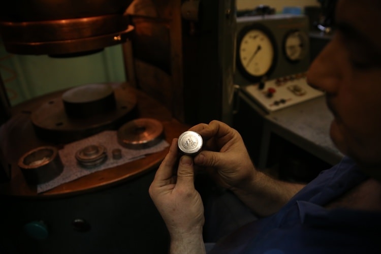 15 Temmuz şehit ve gazileri için para basıldı 17