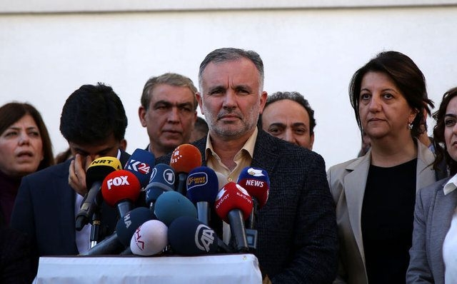 HDP'lilerin Meclis kararı ne anlama geliyor? 11