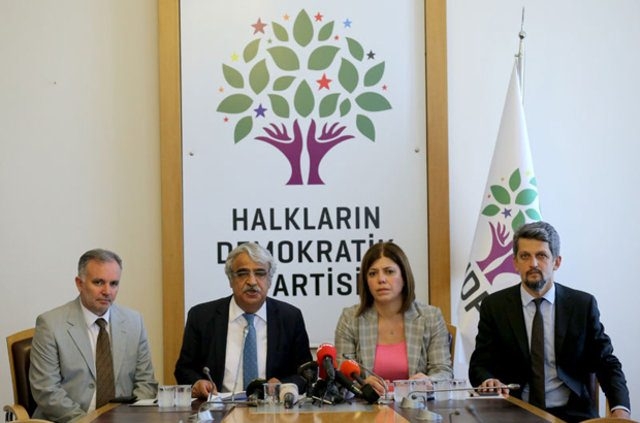 HDP'lilerin Meclis kararı ne anlama geliyor? 13