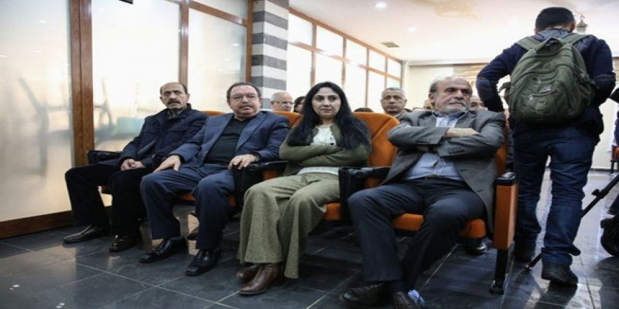 HDP'lilerin Meclis kararı ne anlama geliyor?