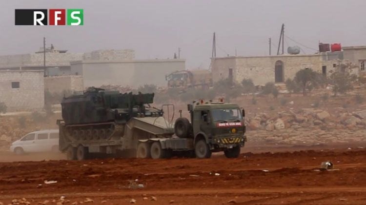 Türk tankları El Bab sınırında 2