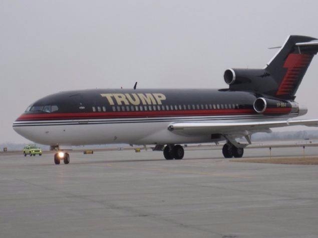 İşte Donald Trump'ın özel uçağı 14