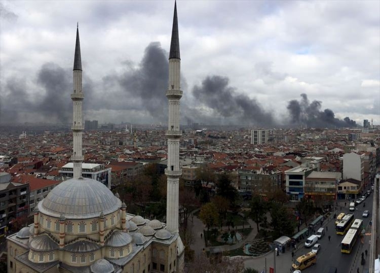 Bayrampaşa'da büyük yangın 20