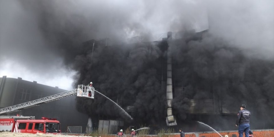 Bayrampaşa'da büyük yangın