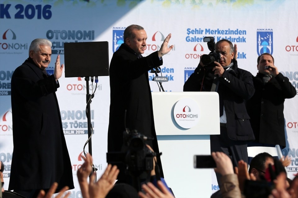 Cumhurbaşkanı Erdoğan direksiyona geçti 21